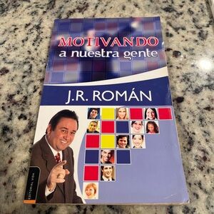 Motivando a Nuestra Gente/ Motivating Our People
